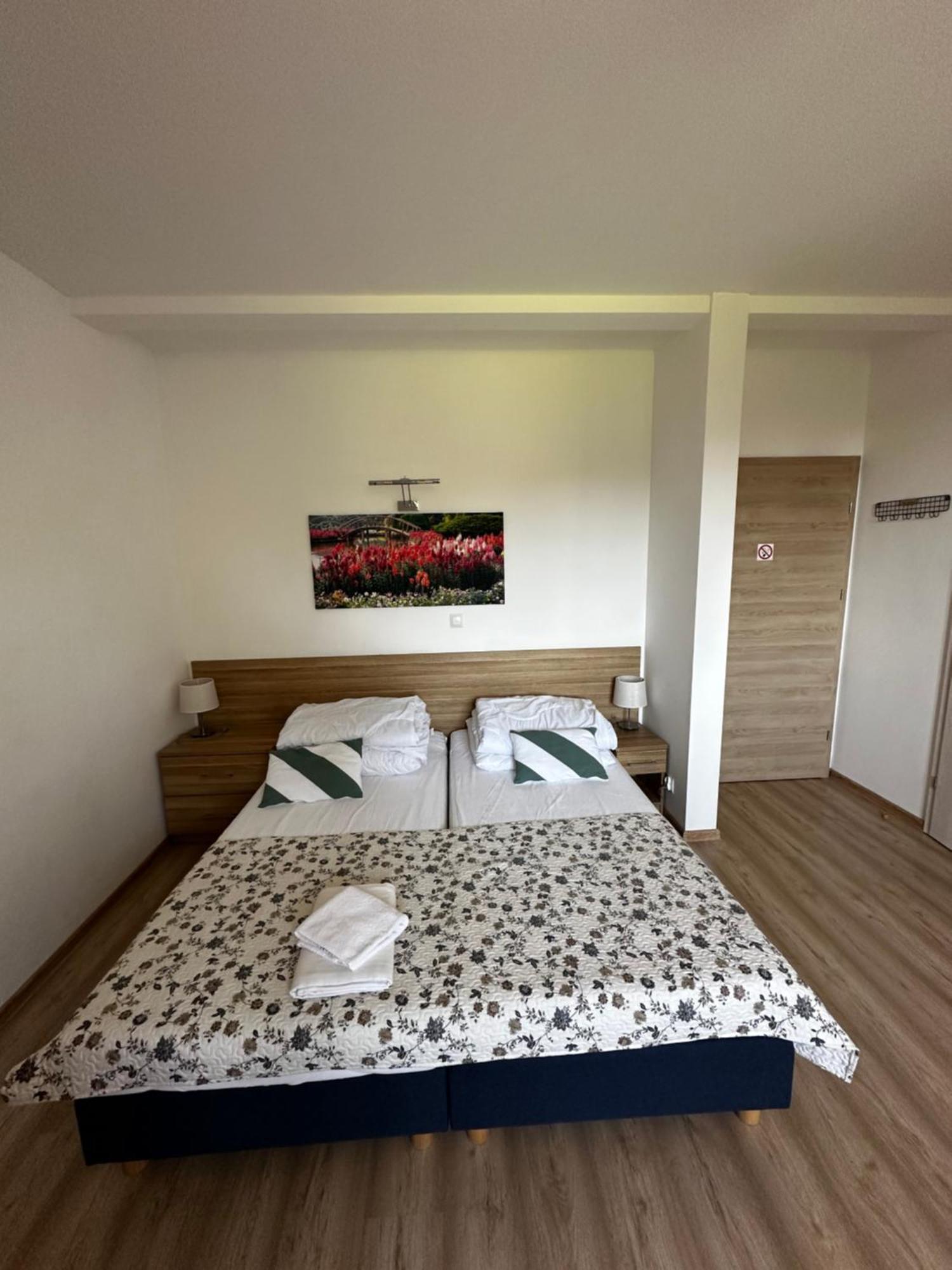 Agroturystyka Pod Grzywaczem Villa Sloszow ภายนอก รูปภาพ