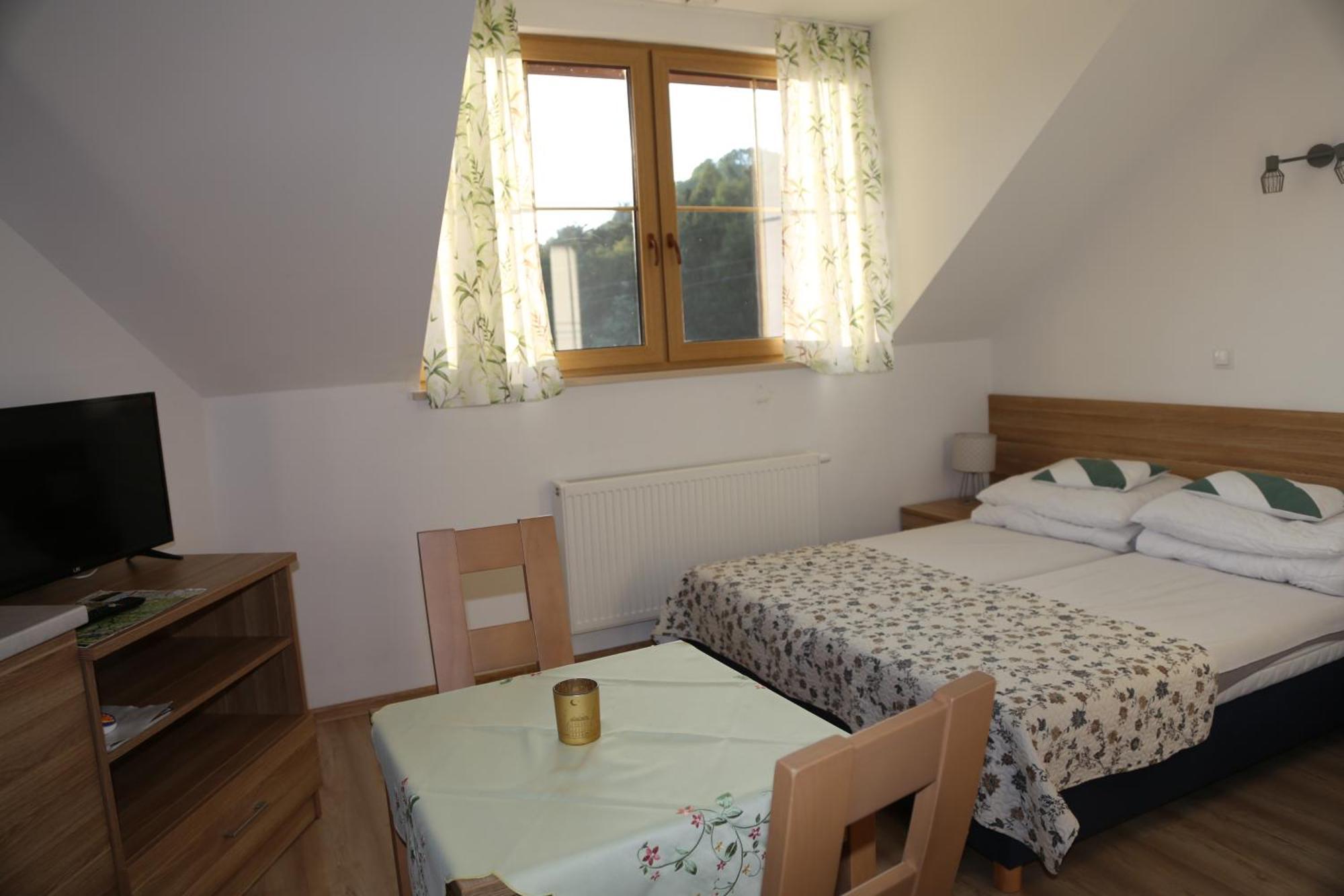 Agroturystyka Pod Grzywaczem Villa Sloszow ภายนอก รูปภาพ
